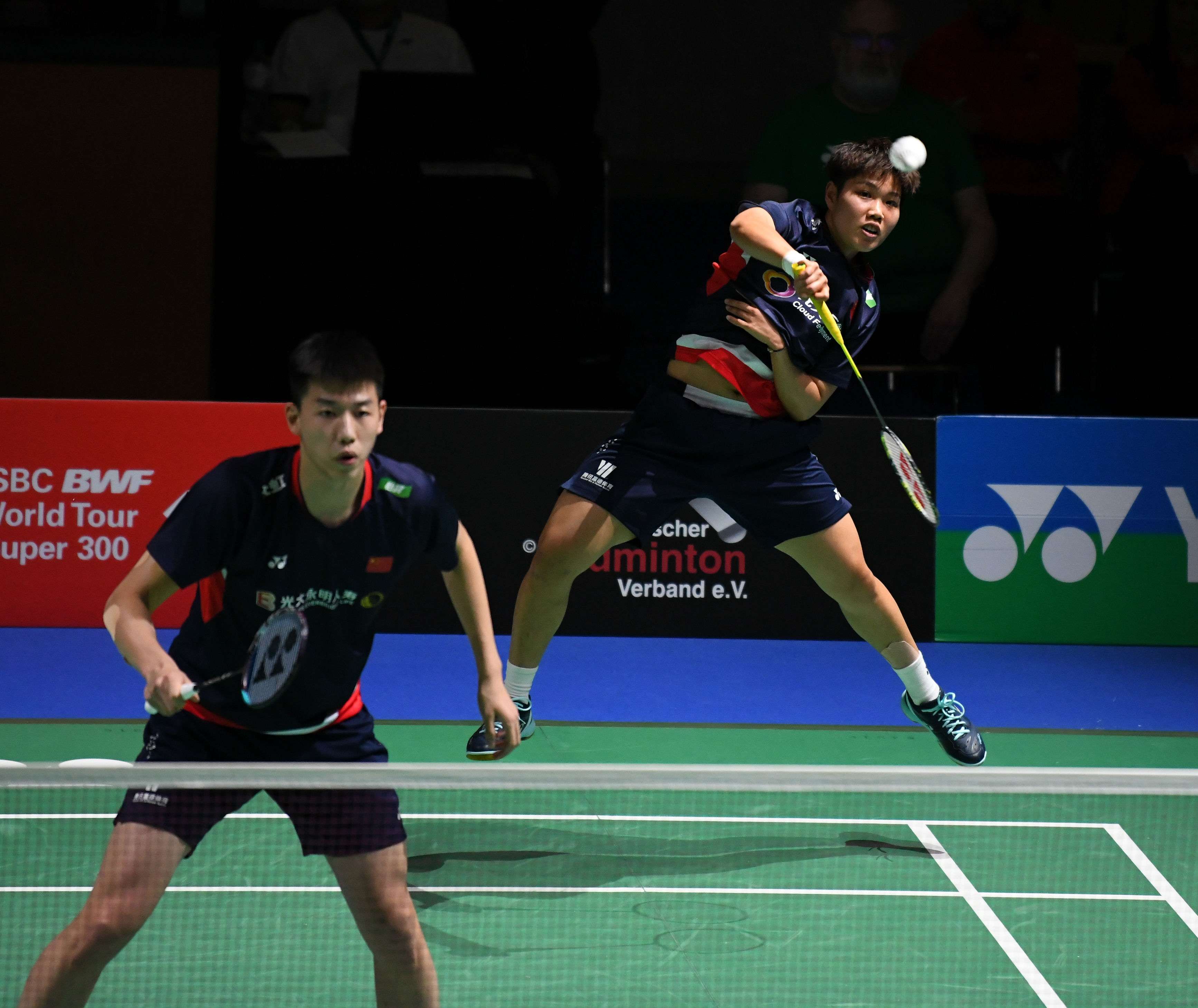 里继续带领 里继续带领