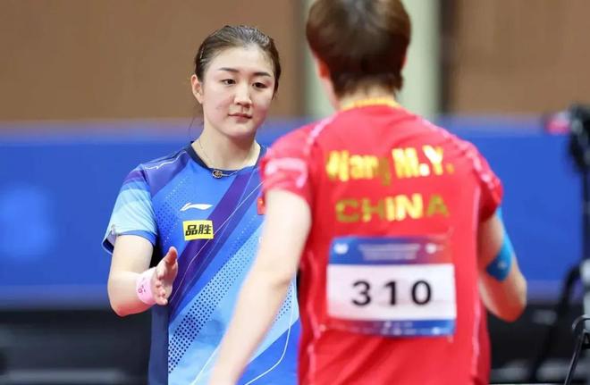 在社交媒体 在社交媒体