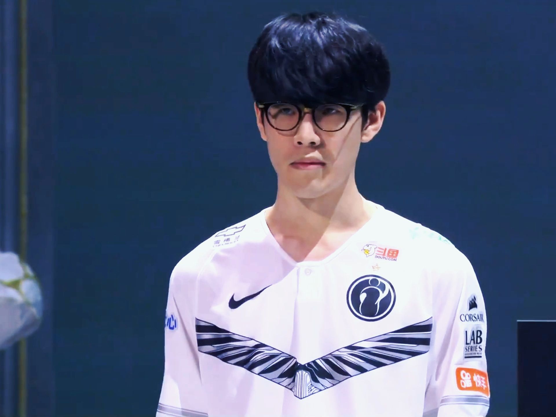 自由度和效 自由度和效